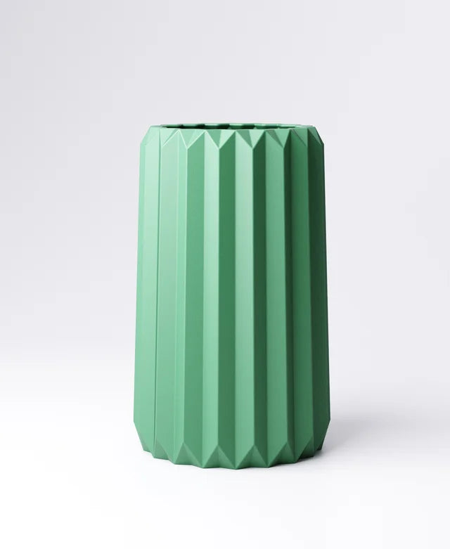 Geometric Vase Type 4