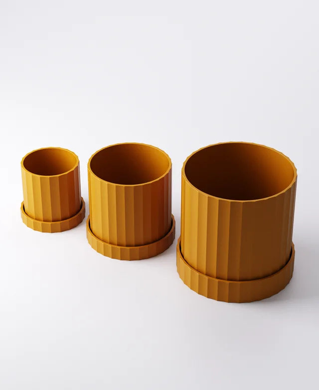 Scalloped Planter with Drip Tray 3 Sizes Included
