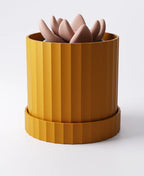 Scalloped Planter with Drip Tray 3 Sizes Included